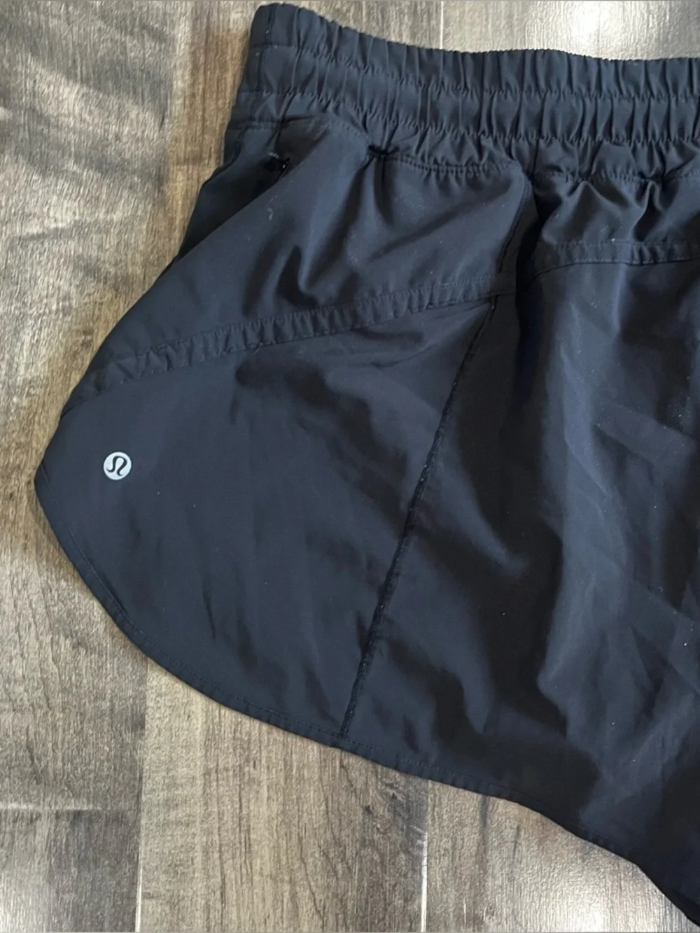 Lululemon Track That Black Running Shorts Womens 18 Elastic Waist Zipper Pocket